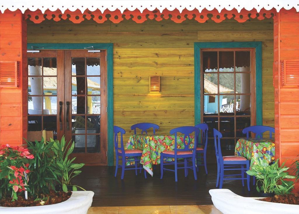 Sunscape Splash Montego Bay Resort And Spa Restaurant photo